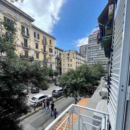 ナポリ Casa Duchesca Bed & Breakfast エクステリア 写真